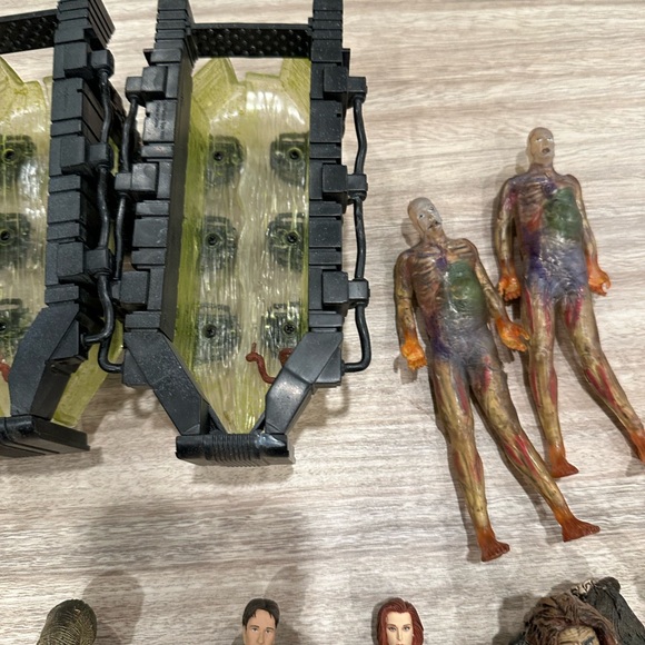 The X Files Action Figure Lot - Picture 6 of 13